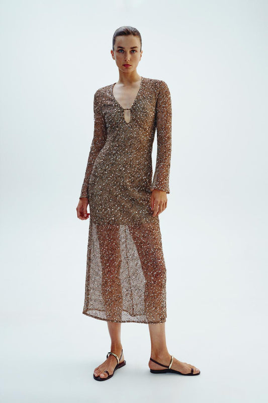 Robe éclat nocturne – Coupe midi à sequins